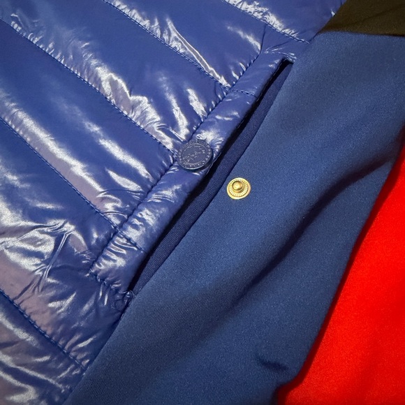 Blue and Black Puffer Jacket - Picture 5 of 6